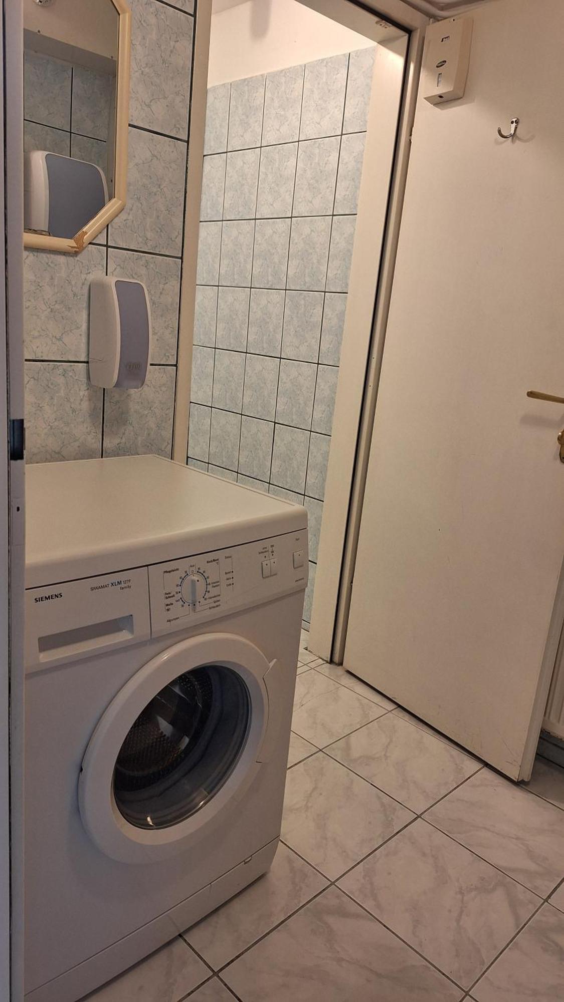 Pension Haus Nova Wiener Neustadt Zewnętrze zdjęcie